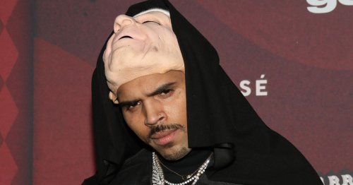 Chris Brown's entourage arrives at court as singer remanded in custody
