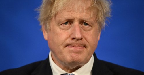 Boris Johnson told to hire carpenter to 'fix Cabinet' as jokes pour in amid resignations