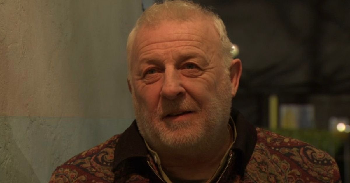 EastEnders fans 'rumble' Terry's sinister real plan for Sonia ahead of exit