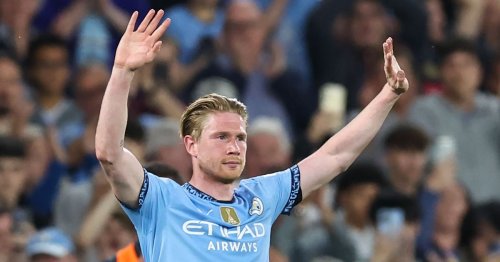 Kevin De Bruyne down to final two transfer options after Mo Salah's Liverpool plea
