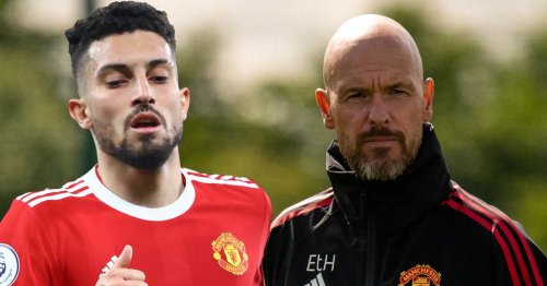 Controversial Man Utd question asked by Telles get emphatic answer from Ten Hag