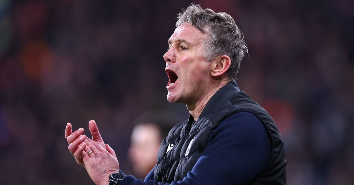 Wrexham boss reveals new plan ahead of transfer talks with Ryan Reynolds