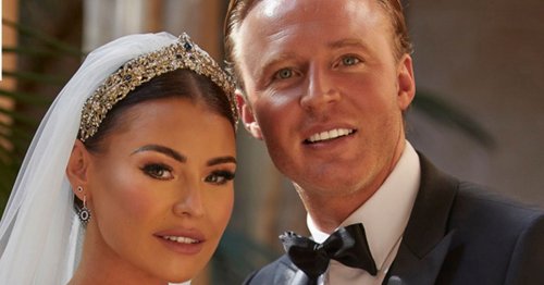 Jess Wright unveils glam wedding dress that made guests 'gasp' when they saw it