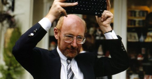 Home computing pioneer Sir Clive Sinclair dies at the age of 81