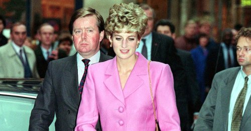 Prince William found it 'difficult to play second fiddle' to 'popular' Harry