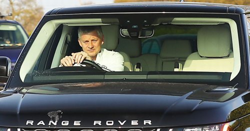 4 managers Man Utd have 'called about job' as pressure grows on Solskjaer