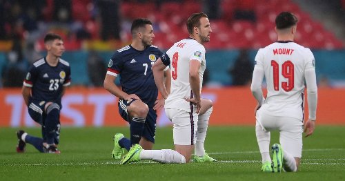 Claps drown out boos as England and Scotland take knee at Wembley