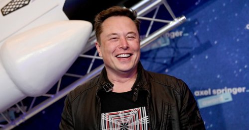 Elon Musk actually lives in tiny £37k house as he jokes about buying Man United