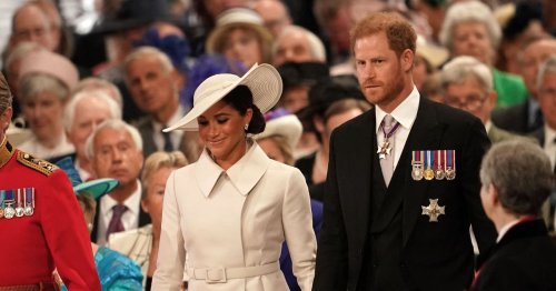Harry and Meghan 'raised eyebrows' with solo Jubilee walk - causing awkward seat mix-up