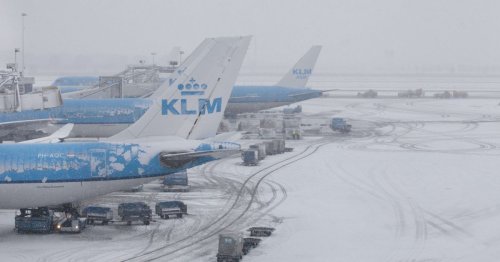 Travel lawyer explains what to do if winter weather disrupts your flight