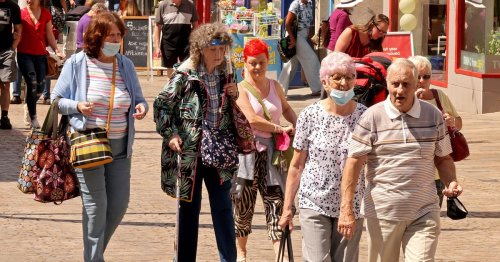 Covid falling in 99% of England as experts say 'herd immunity' is now close