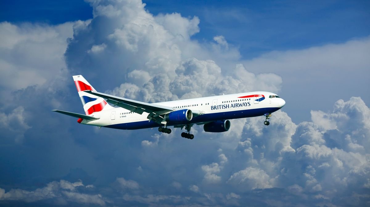 I'm British Airways cabin crew - do 1 thing before you board plane for easier trip