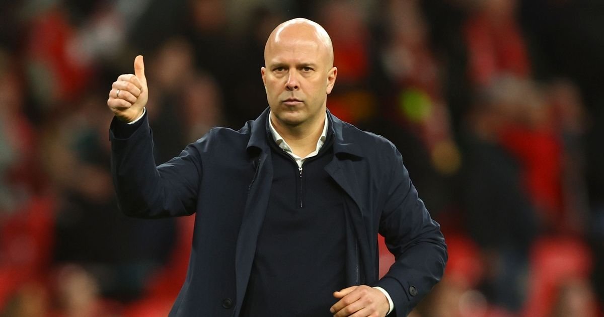 Liverpool boss Arne Slot could have 'new Sergio Busquets' in Reds team next season