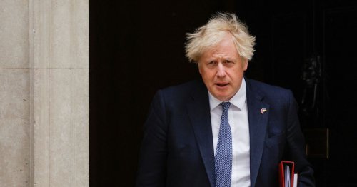 Boris Johnson doesn't rule out snap election if Keir Starmer is forced to quit