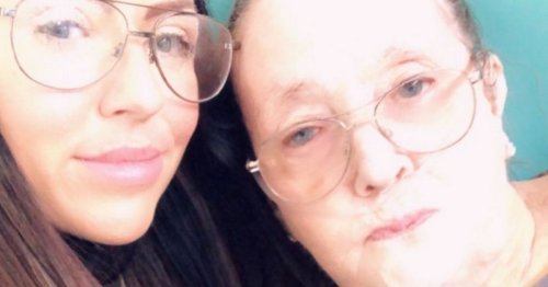 Daughter refuses to allow mum to sit alone in care home waiting for family this Christmas