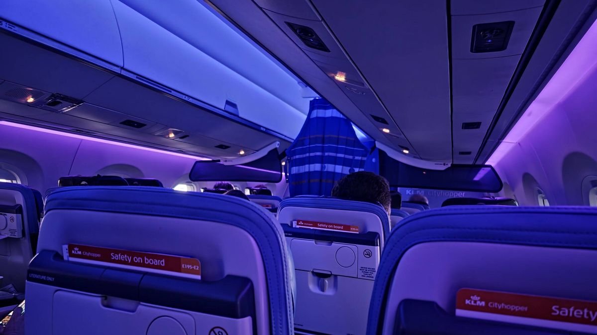 'I'm a flight attendant and these are the best and worst seats on a plane'