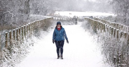 UK weather: Snow on the way in new radar maps and could fall over nation 'within days'
