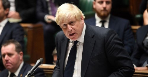 'Boris Johnson risking more Covid deaths by ignoring call for return of masks'