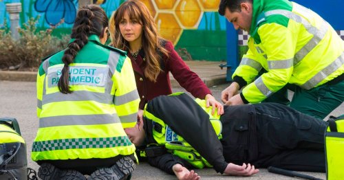 Coronation Street first look as blood-soaked Craig fights for life after deadly attack