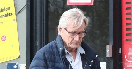 Coronation Street star Bill Roache looks glum as heads to Post Office amid £500,000 debt