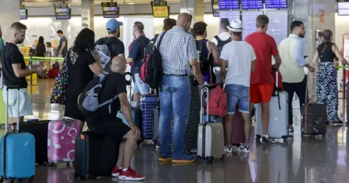 Spain warning for Brits as breaking airport transfer rules could mean £513 fines