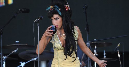 Annie Lennox's daughter was inspired by Amy Winehouse's pitta bread lyrics