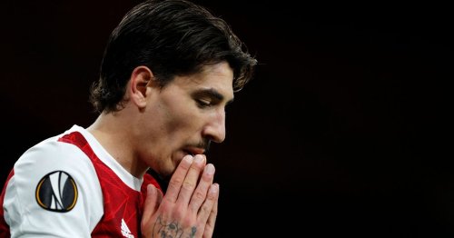 Arsenal hold Hector Bellerin transfer discussions as new sale option emerges