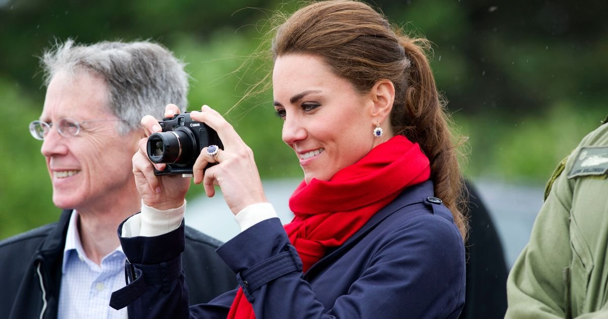 Kate Middleton breaks tradition with Prince Louis' newly released birthday picture