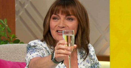 Lorraine Kelly toasts Deborah James and admits she 'hasn't processed' her death