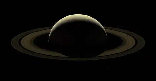 NASA publishes final amazing picture of Saturn captured by doomed Cassini space probe