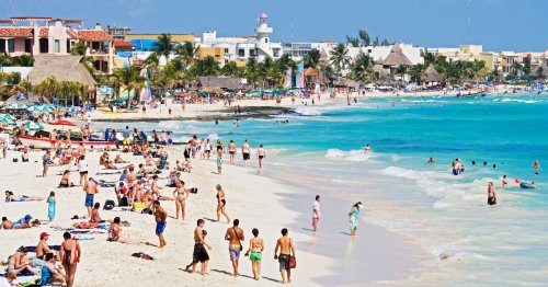 Brit teenager dies after taking just three bites of burrito while travelling in Mexico