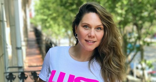Sexpert gives masterclass on dirty talk as it's 'key' to a hot love life