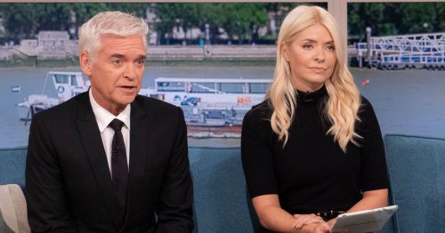 Tearful Holly Willoughby forced to 'talk to lawyer' over Queen 'false queue-jumping' row