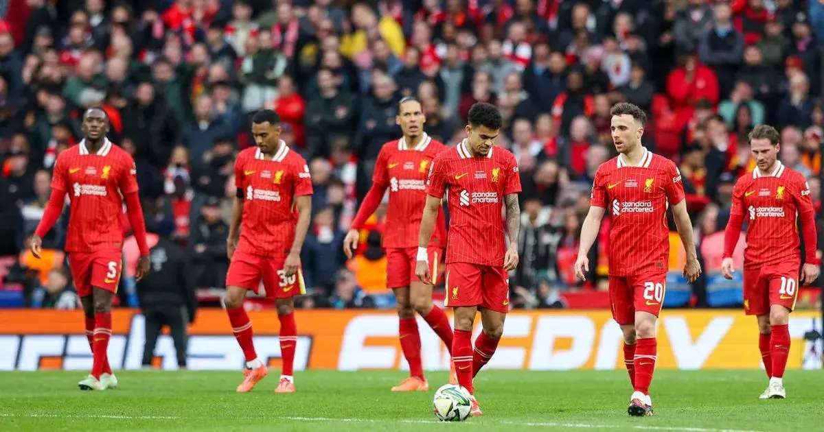 Gary Lineker and Micah Richards agree on what Liverpool missed in Carabao Cup final