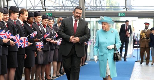 Queen s Delight At British Airways Gift As She Marks Company s 100th 