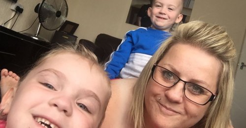 'How do I tell my kids I'm dying of cancer?' - single mum shares heartbreaking dilemma