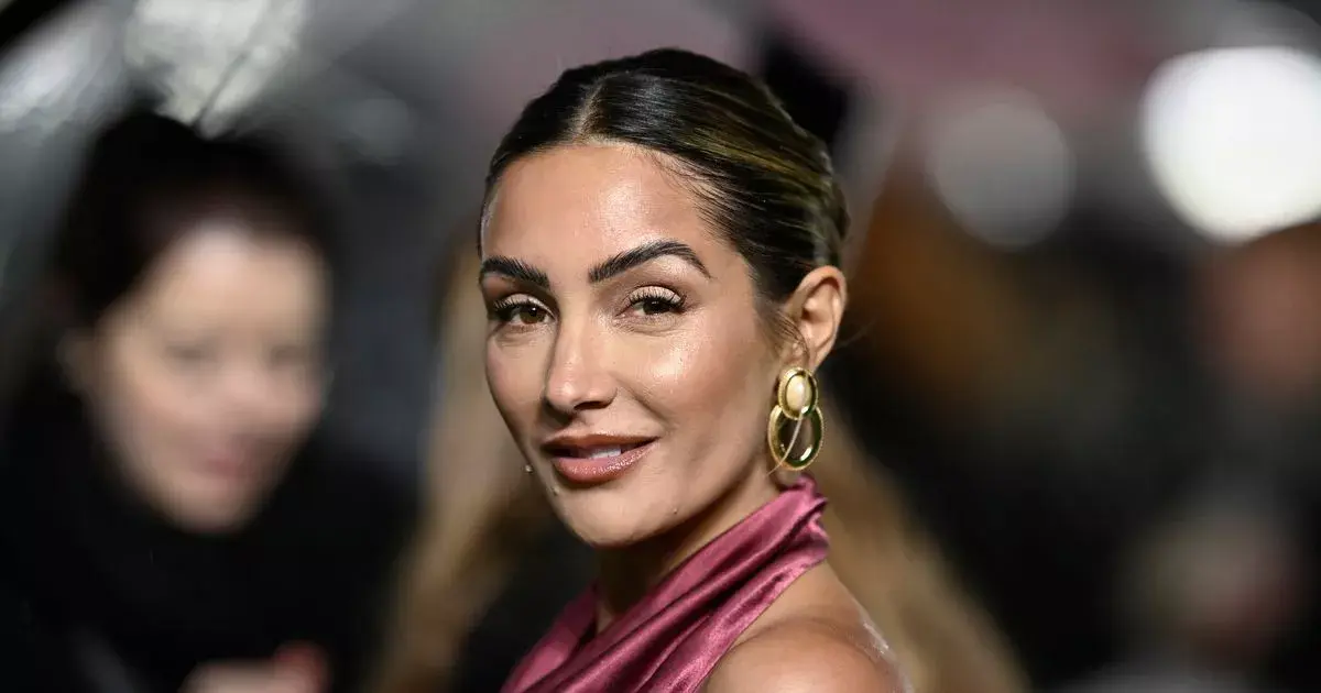 Loose Women’s Frankie Bridge has fans rushing to River Island for ‘chic’ dress under £70