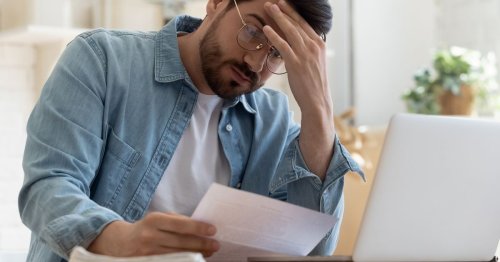 DWP shares Universal Credit warning and tells claimants to 'report themselves'