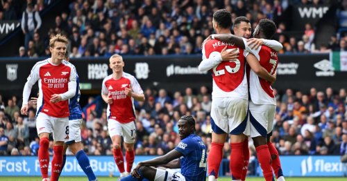 Arsenal hammer 10-man Ipswich to delay Liverpool's title party - 5 talking points