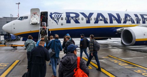 Spain calls for budget airlines including Ryanair to change controversial seat rules