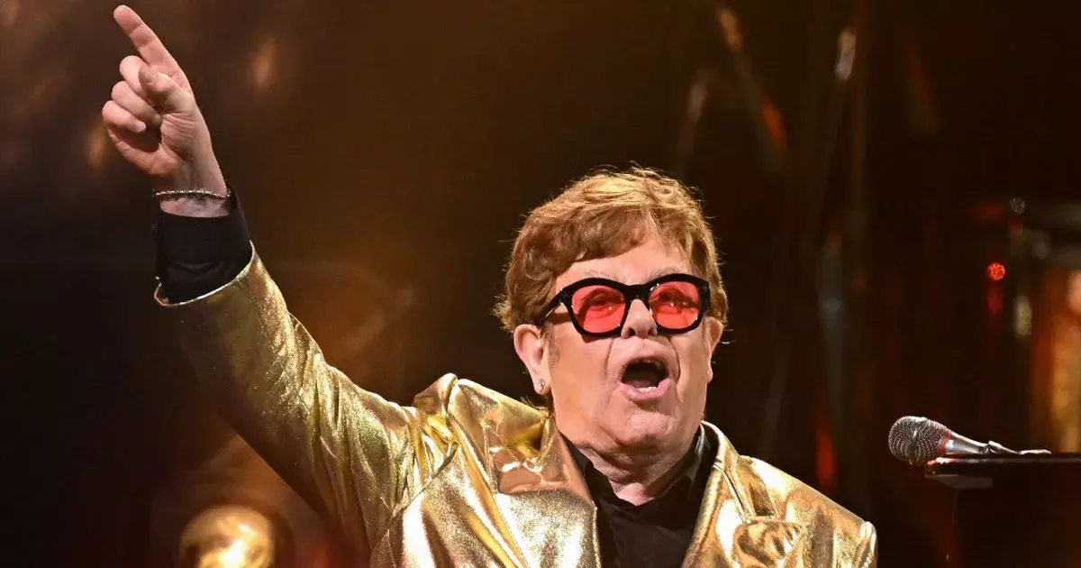 Elton John's heartbreaking health update as he can no longer do one thing for fans