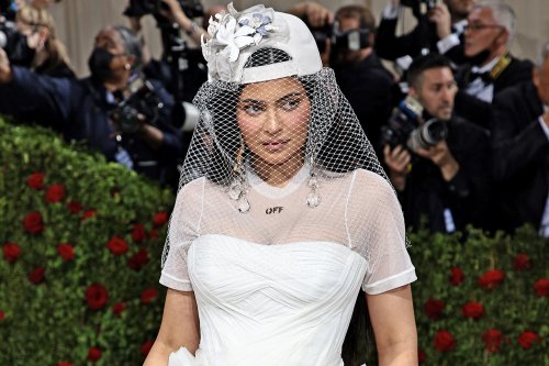 Kylie Jenner äußert sich zu ihrem Met-Gala-Outfit: „Wollte Virgil Abloh ehren“