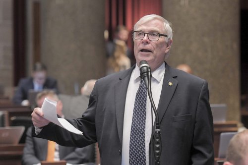 Bill funding newborn rescue boxes heads to Missouri governor • Missouri Independent