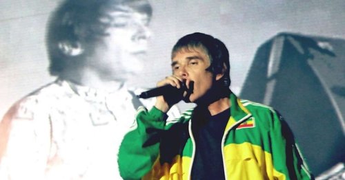Stone Roses’ frontman Ian Brown criticised by fans after playing sold out gig without a band