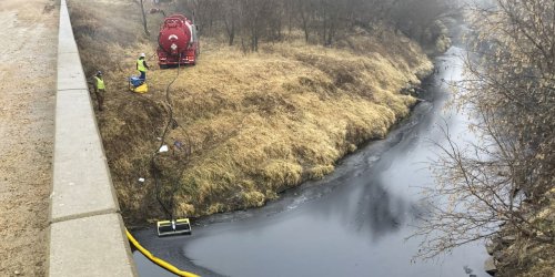Keystone pipeline shut down after 14,000-barrel oil spill in Kansas
