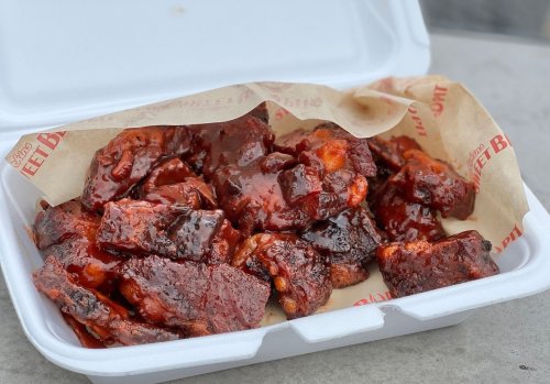 Michigan barbecue joint’s smoked Faygo Rock and Rye Rib Tips a hit with patrons