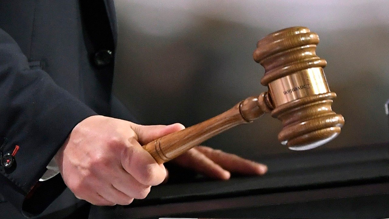 Ex-FBI agent pleads guilty to fraud in Detroit over alleged ‘forex’ trading scheme