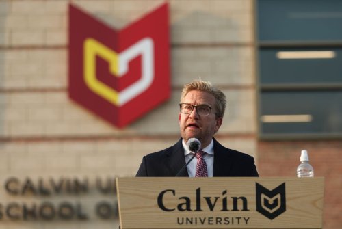 Calvin University president resigns over ‘inappropriate messages’