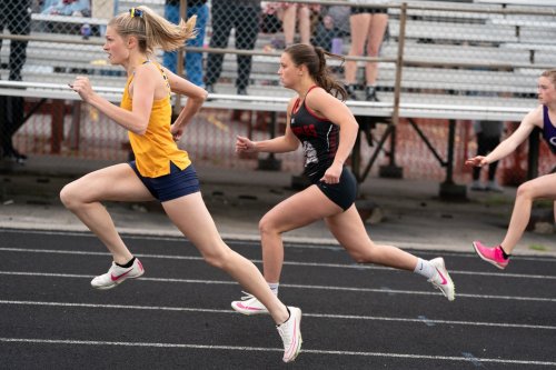 Saginaw-area sports highlights: Valley Lutheran boys earn Vassar track invite title