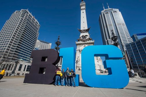 19 Indianapolis restaurants Michigan fans should visit while at the Big Ten Championship